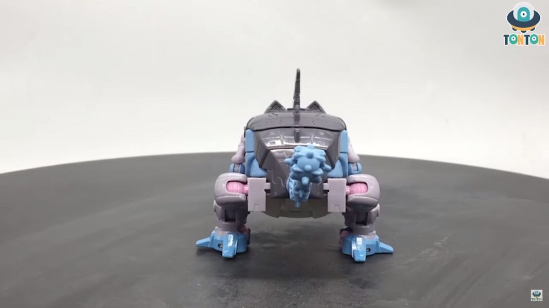 transformers studio series 86 sharkticon